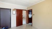 Dining Room - 18 square meters of property in Silverglen