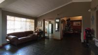 Informal Lounge - 22 square meters of property in Eldoraigne