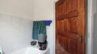 Bathroom 1 - 4 square meters of property in Suiderberg