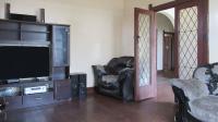 Lounges - 21 square meters of property in Randfontein