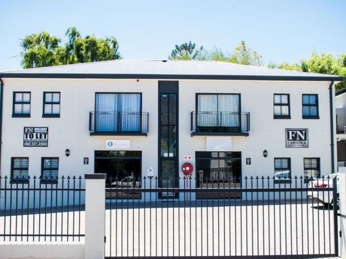 Commercial for Sale For Sale in Franschhoek - MR653294