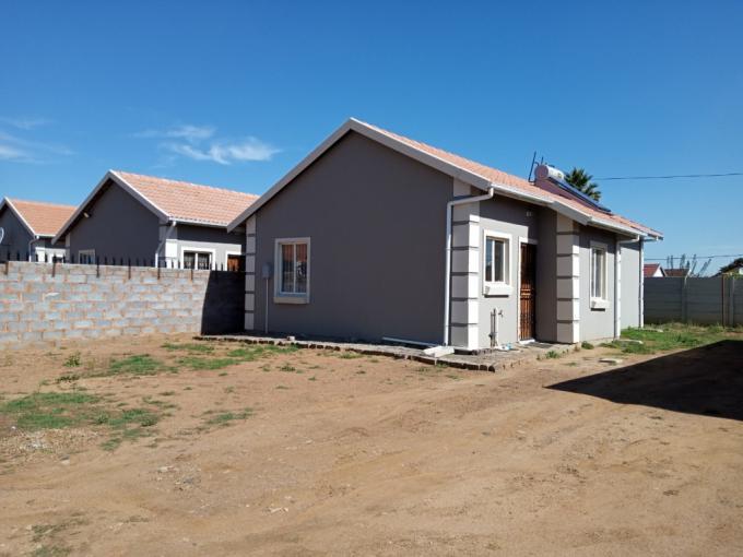 2 Bedroom House for Sale For Sale in Germiston - MR653301