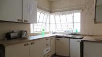 Kitchen - 7 square meters of property in Regents Park