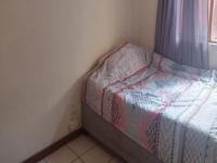 Bed Room 2 of property in Weltevreden Valley