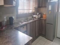 Kitchen of property in Weltevreden Valley