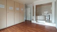 Main Bedroom - 8 square meters of property in Theresapark