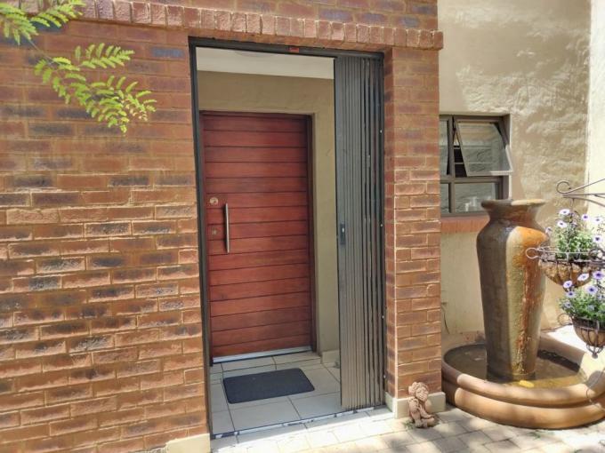 3 Bedroom Simplex for Sale For Sale in Waterval East - MR653542