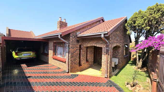 3 Bedroom House for Sale For Sale in Mamelodi - MR653655