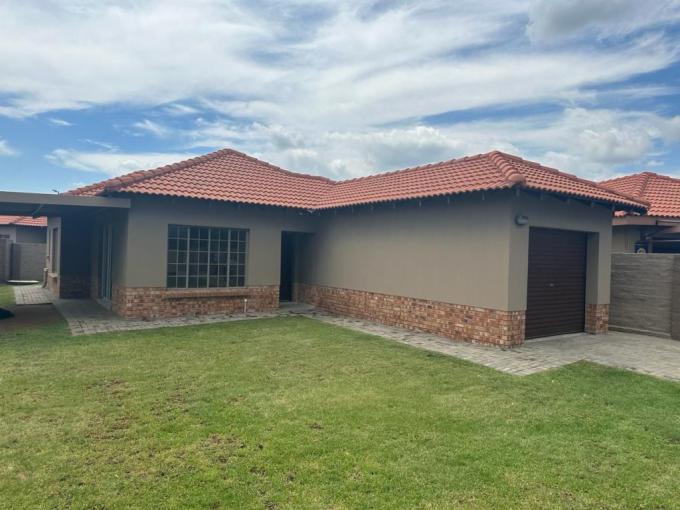 3 Bedroom House to Rent in Waterkloof (Rustenburg) - Property to rent - MR653699