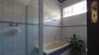 Bathroom 2 - 8 square meters of property in Kensington - JHB