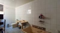 Bathroom 1 - 16 square meters of property in Kensington - JHB