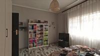 Bed Room 2 - 23 square meters of property in Kensington - JHB