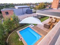  of property in Waterkloof Ridge