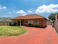 3 Bedroom 3 Bathroom House for Sale for sale in Rewlatch