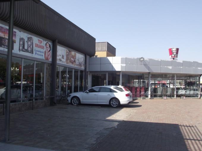 Commercial to Rent in Rustenburg - Property to rent - MR653892