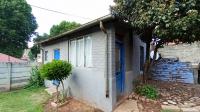 Rooms - 143 square meters of property in Bezuidenhout Valley