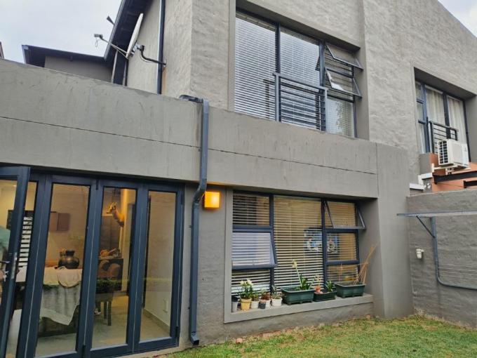 3 Bedroom Duplex for Sale For Sale in Edenvale - MR654021