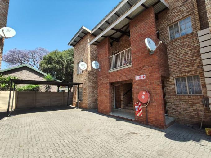 2 Bedroom Apartment for Sale For Sale in Rustenburg - MR654031