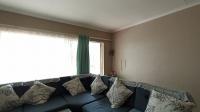 Lounges - 26 square meters of property in Ferndale - JHB