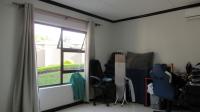 Bed Room 2 - 12 square meters of property in Kengies