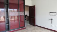 Bed Room 1 - 19 square meters of property in Summerset