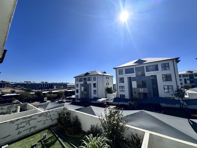 3 Bedroom Apartment for Sale For Sale in Modderfontein - MR654307