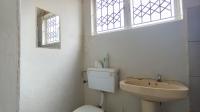 Bathroom 1 - 12 square meters of property in Springfield - DBN