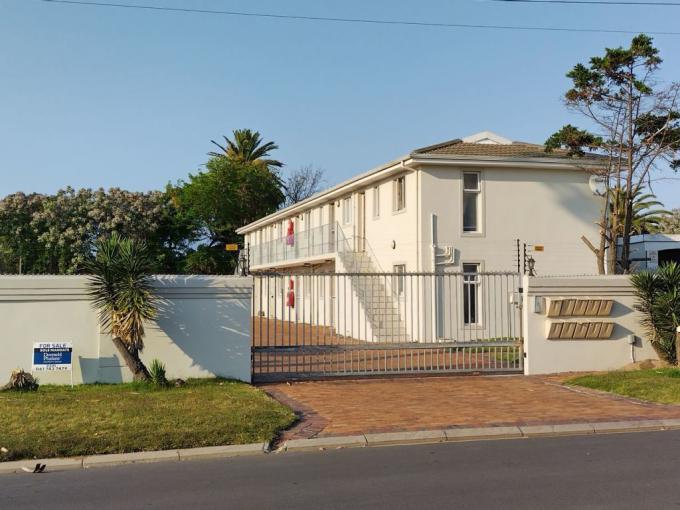 1 Bedroom Apartment for Sale For Sale in Bloubergstrand - MR654356