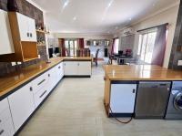  of property in Uvongo