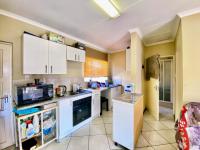 Kitchen - 7 square meters of property in Cloverdene