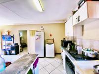 Kitchen - 7 square meters of property in Cloverdene