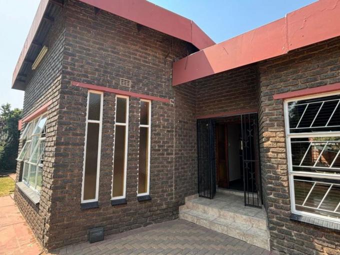 3 Bedroom House for Sale For Sale in Vanderbijlpark - MR654463