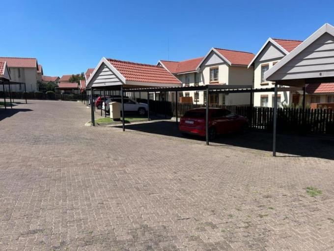 3 Bedroom Simplex to Rent in Brookelands Lifestyle Estate - Property to rent - MR654504