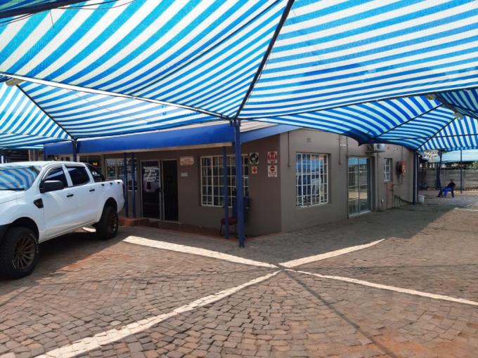 Commercial for Sale For Sale in Pretoria North - MR654537