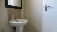 Main Bathroom - 4 square meters of property in Palm Ridge