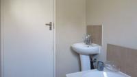 Bathroom 1 - 4 square meters of property in Palm Ridge