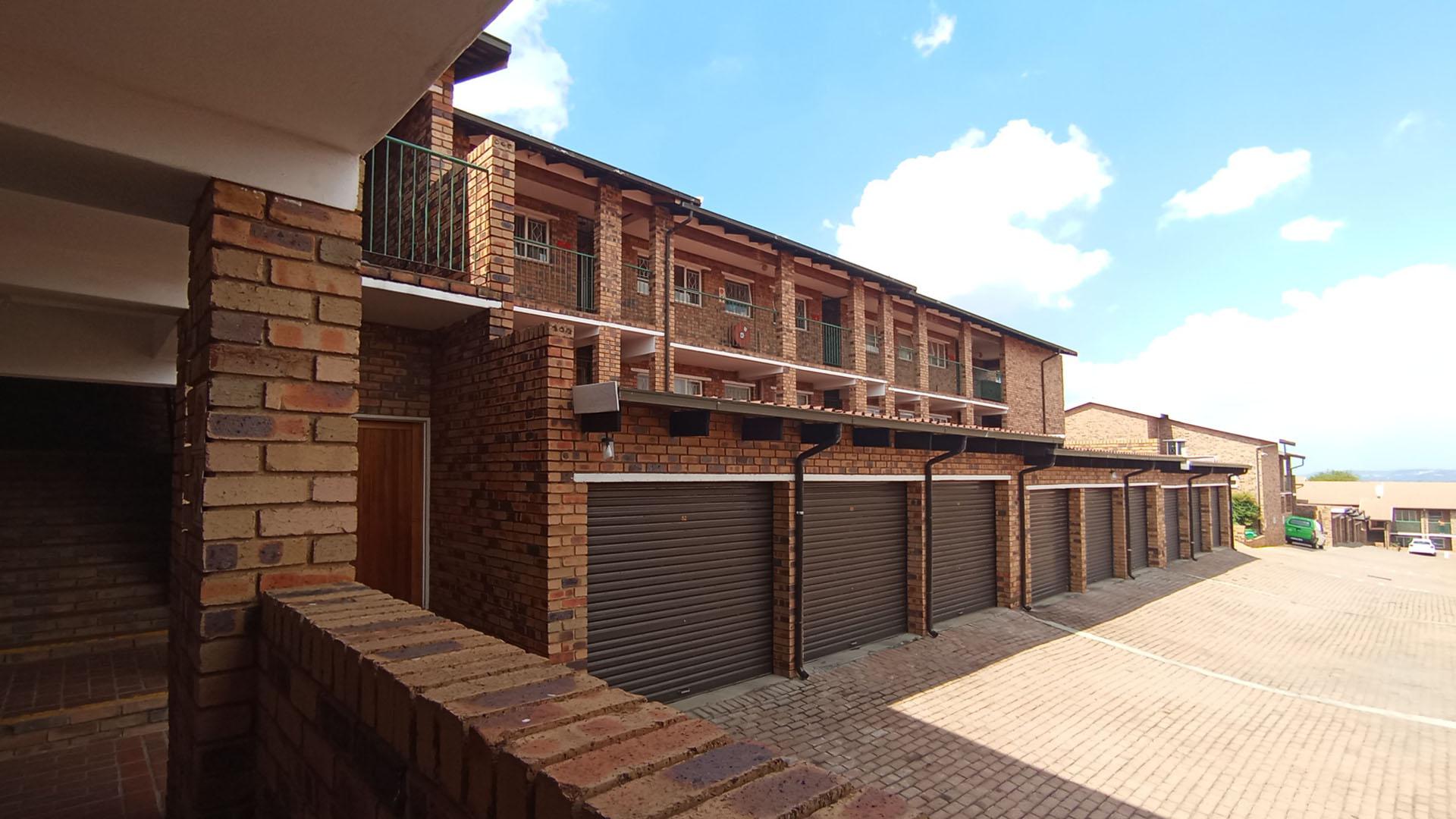 Front View of property in Northcliff