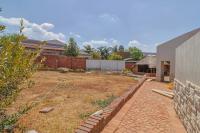  of property in Glenvista