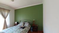 Bed Room 2 - 16 square meters of property in Selcourt