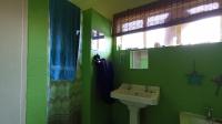 Bathroom 2 - 8 square meters of property in Selcourt