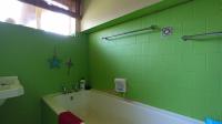 Bathroom 2 - 8 square meters of property in Selcourt