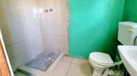 Main Bathroom of property in Ilitha Park