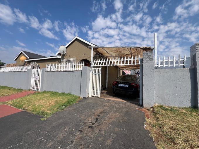 3 Bedroom House for Sale For Sale in Newlands - JHB - MR654700