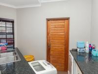  of property in Bloubergstrand