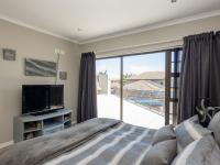  of property in Bloubergstrand