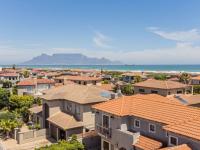  of property in Bloubergstrand