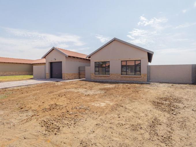 3 Bedroom House for Sale For Sale in Waterkloof (Rustenburg) - MR654743