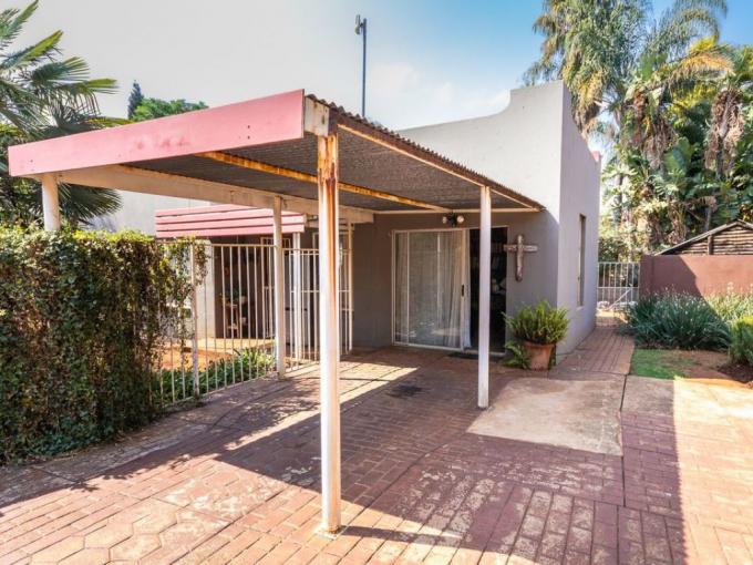 3 Bedroom Duet for Sale For Sale in Garsfontein - MR654757