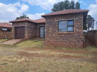 6 Bedroom 4 Bathroom House for Sale for sale in Balfour