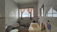 Bathroom 1 - 4 square meters of property in Esther Park